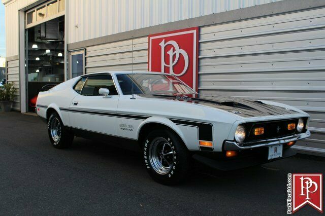 Ford Mustang 1971 image number 6