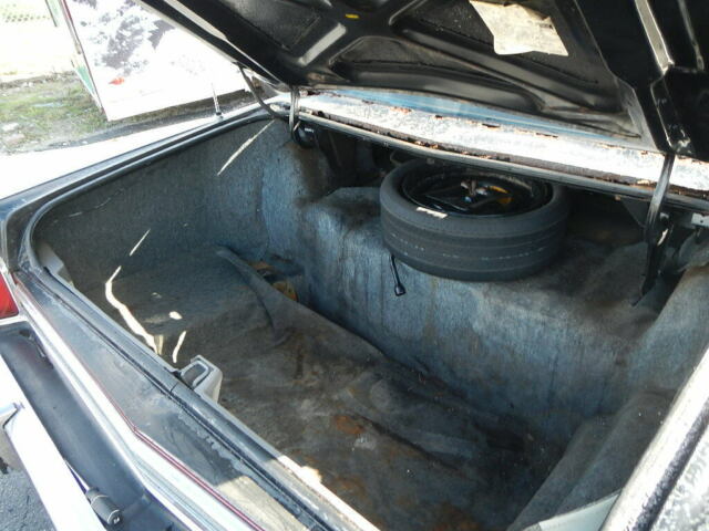 Lincoln Continental 1978 image number 30