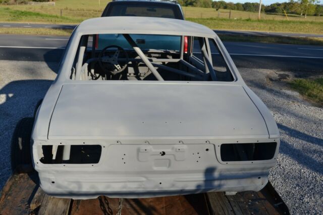Toyota Corolla 1972 image number 2