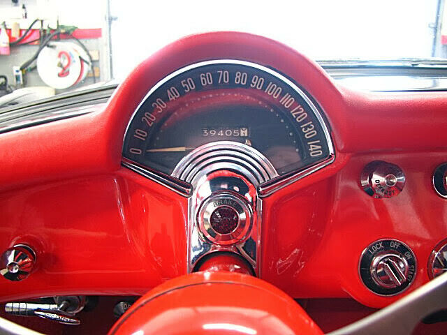 Chevrolet Corvette 1956 image number 31