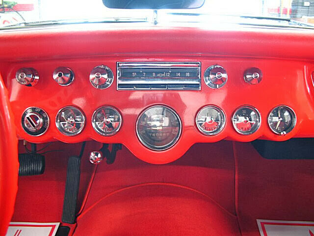 Chevrolet Corvette 1956 image number 32