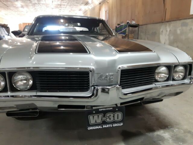 Oldsmobile 442 1969 image number 25