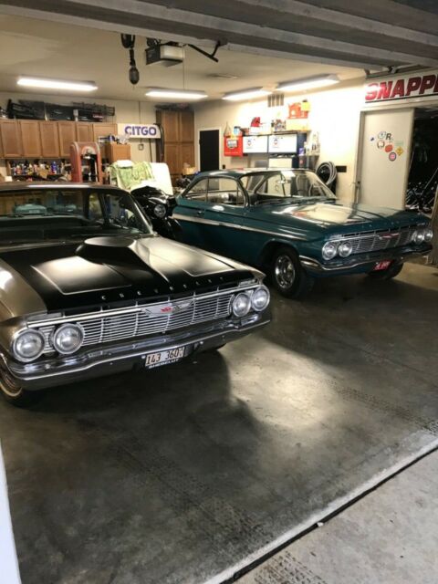 Chevrolet Belair 1961 image number 17