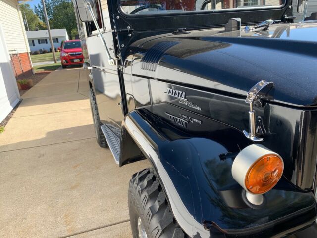 Toyota Land Cruiser 1965 image number 27
