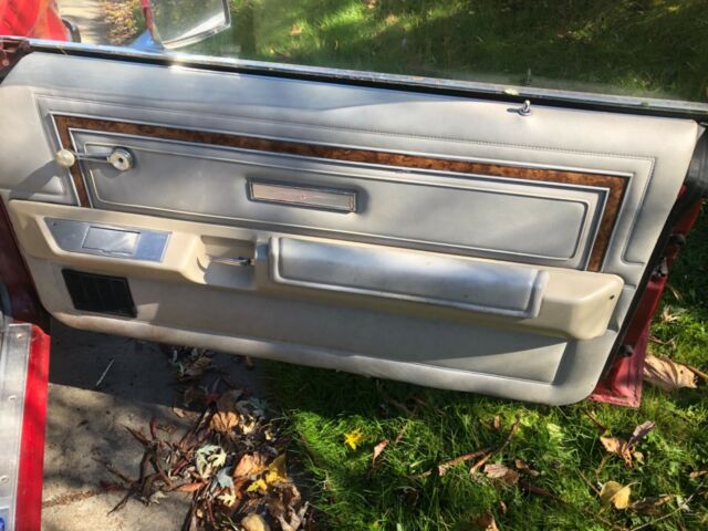 Ford Thunderbird 1977 image number 16