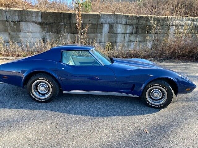 Chevrolet Corvette 1977 image number 5