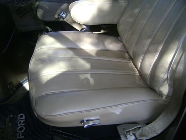 Ford E-Series Van 1979 image number 21