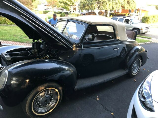 Ford Deluxe 1939 image number 21