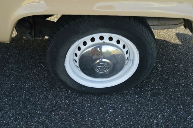 Volkswagen Bus/Vanagon 1978 image number 12