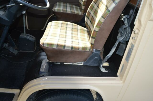 Volkswagen Bus/Vanagon 1978 image number 21