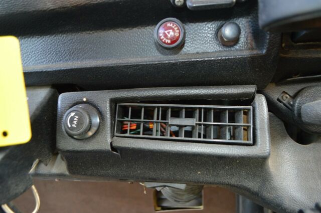 Volkswagen Bus/Vanagon 1978 image number 23