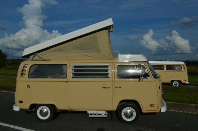 Volkswagen Bus/Vanagon 1978 image number 33