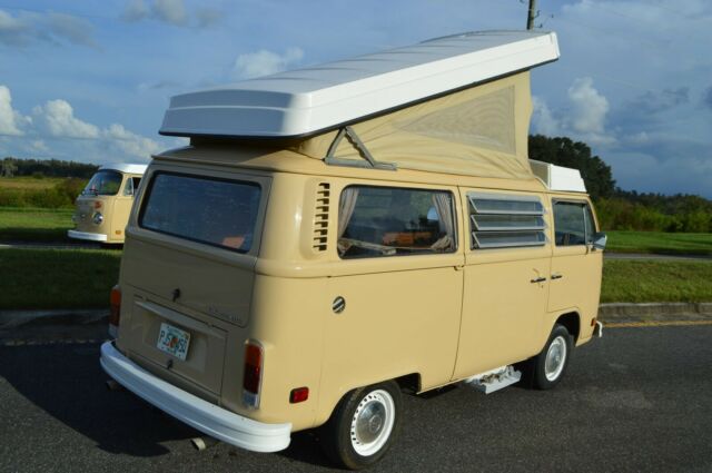 Volkswagen Bus/Vanagon 1978 image number 34