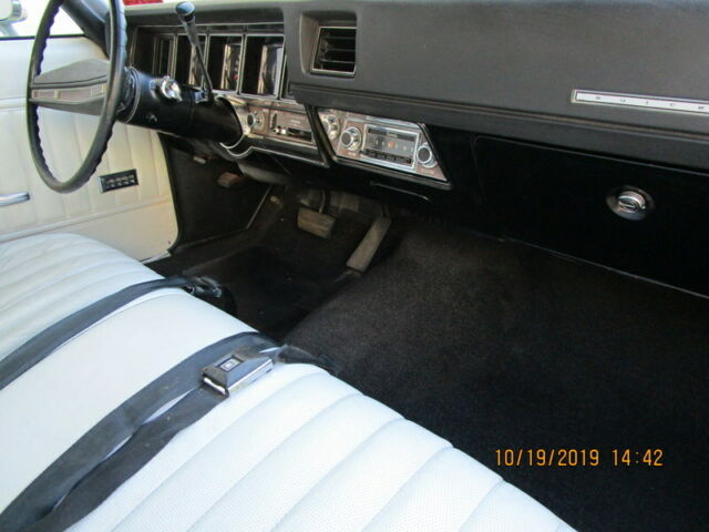 Buick Skylark 1972 image number 9