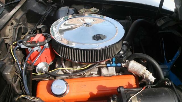 Chevrolet Corvette 1976 image number 36