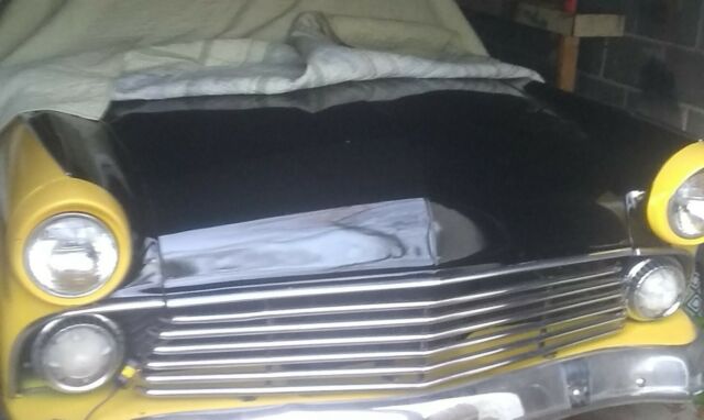 Ford Sunliner 1955 image number 9