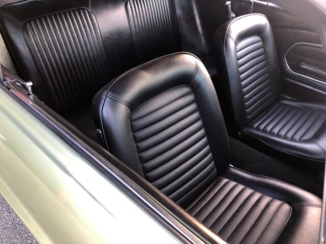 Ford Mustang 1967 image number 31