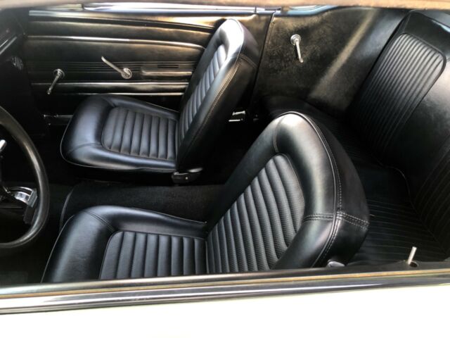 Ford Mustang 1967 image number 40