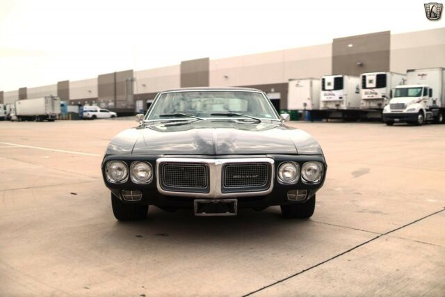 Pontiac Firebird 1969 image number 2