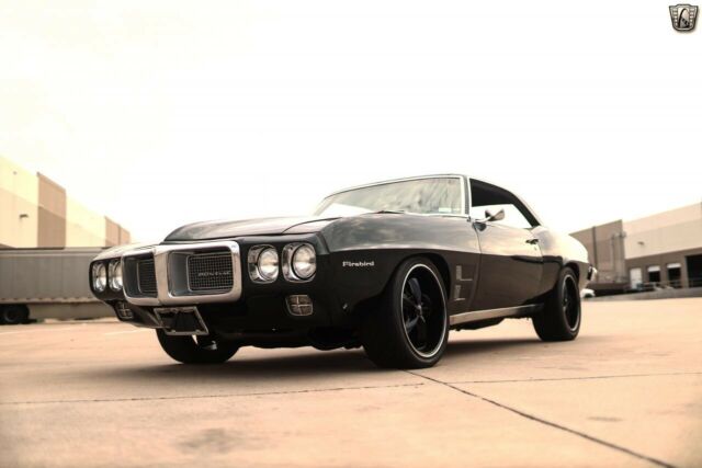 Pontiac Firebird 1969 image number 6