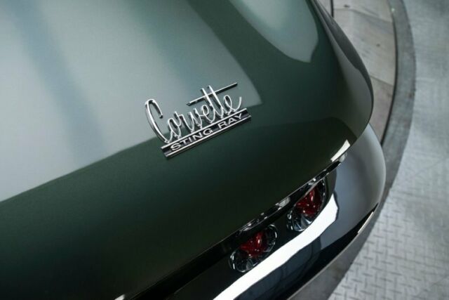 Chevrolet Corvette 1967 image number 30
