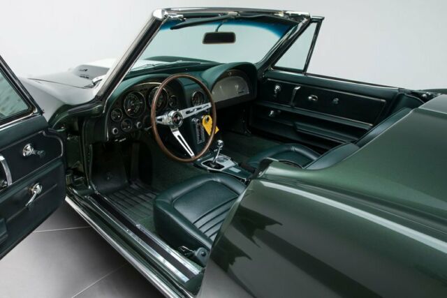 Chevrolet Corvette 1967 image number 4