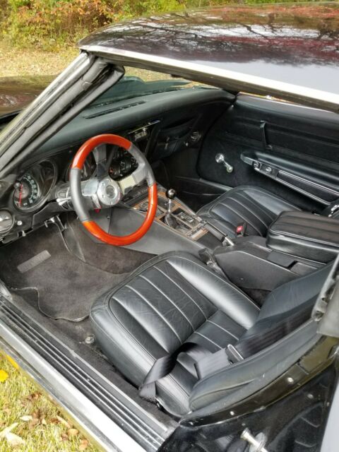 Chevrolet Corvette 1971 image number 7