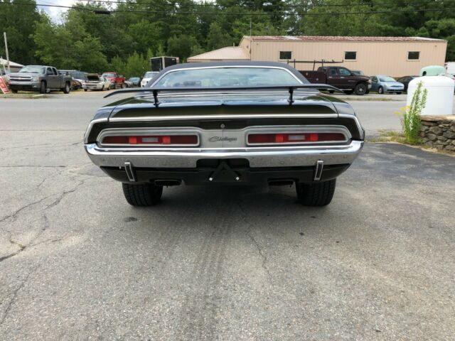 Dodge Challenger 1971 image number 26