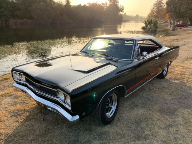 Plymouth GTX 1968 image number 0