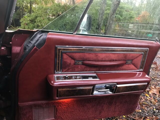 Lincoln Continental 1979 image number 4