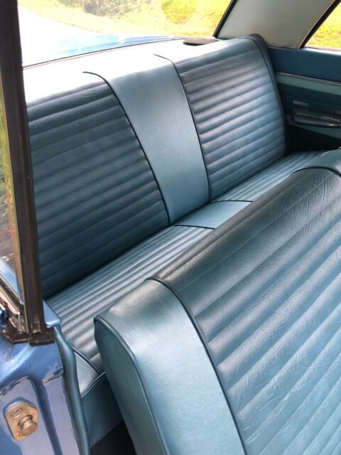 Ford Fairlane 1964 image number 15