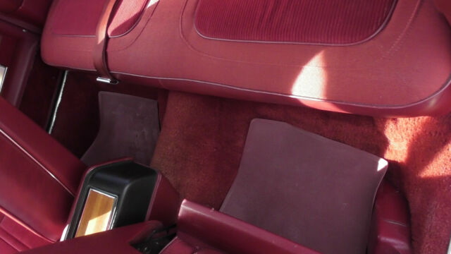 Pontiac Grand Prix 1974 image number 35