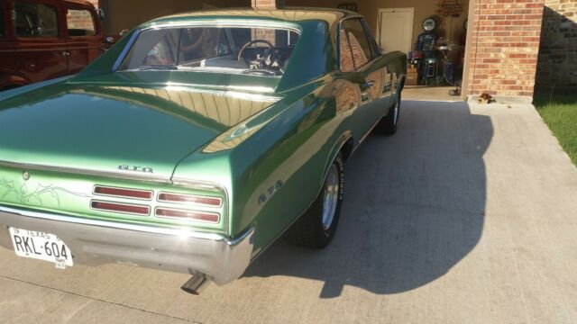 Pontiac GTO 1967 image number 1