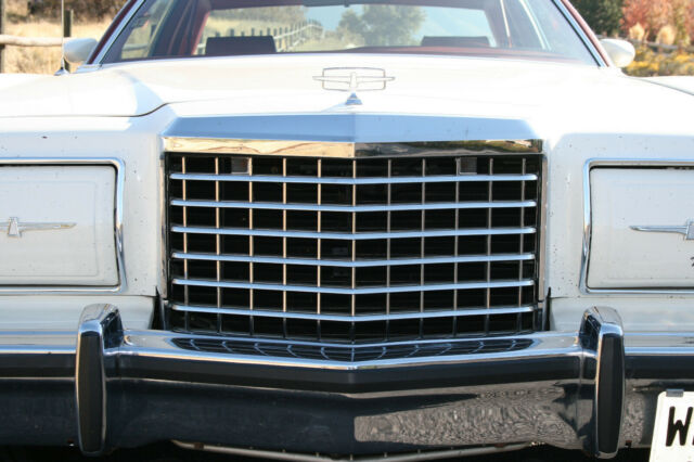 Ford Thunderbird 1978 image number 26
