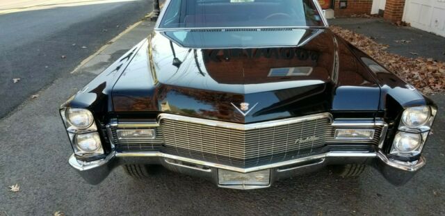 Cadillac DeVille 1968 image number 25