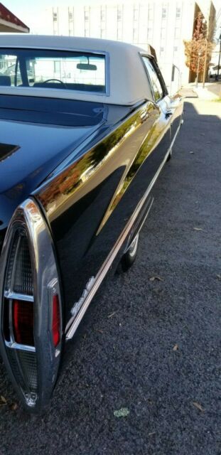 Cadillac DeVille 1968 image number 4