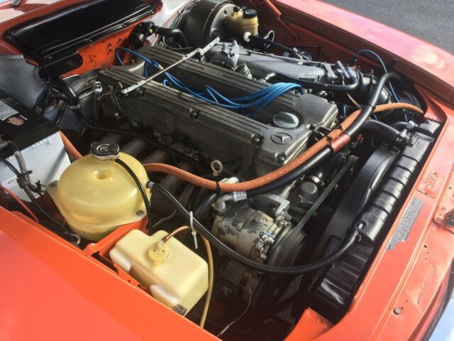 Mercedes-Benz SL-Class 1976 image number 33
