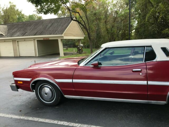 Ford Torino 1976 image number 31