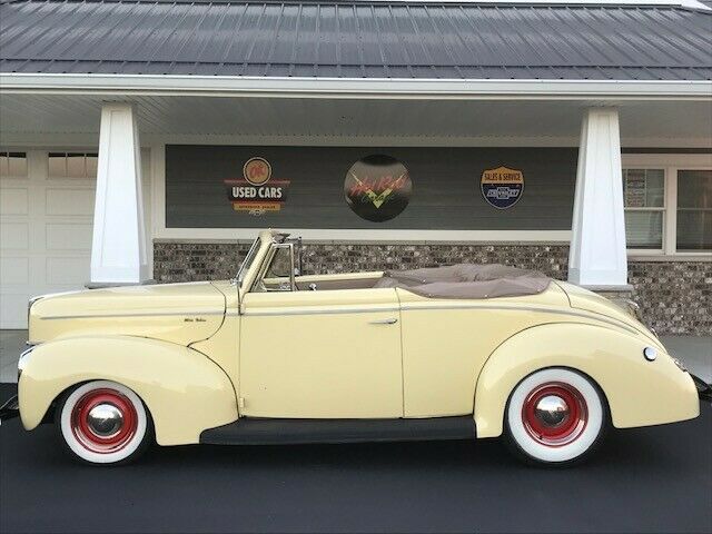 Ford DELUXE 1940 image number 0