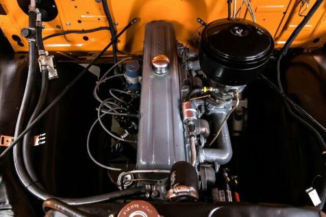Chevrolet 3600 1953 image number 2