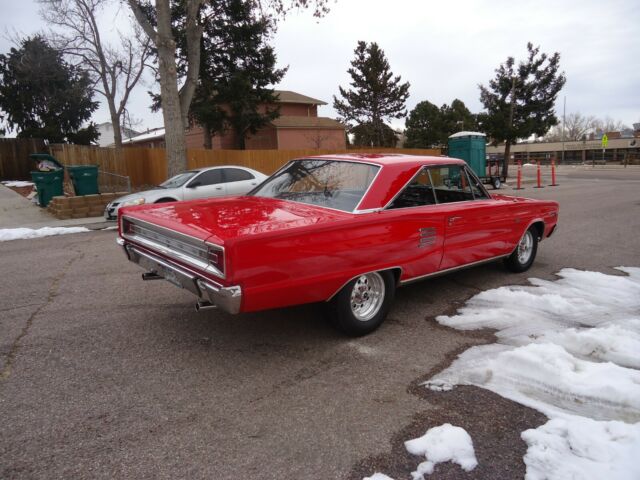 Dodge Coronet 1966 image number 4