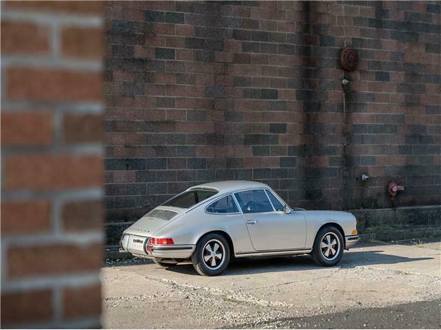 Porsche 911 1970 image number 44