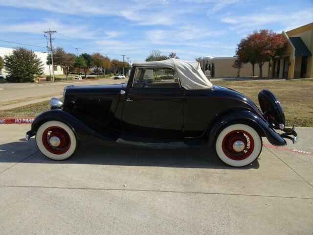 Ford Deluxe 1934 image number 1