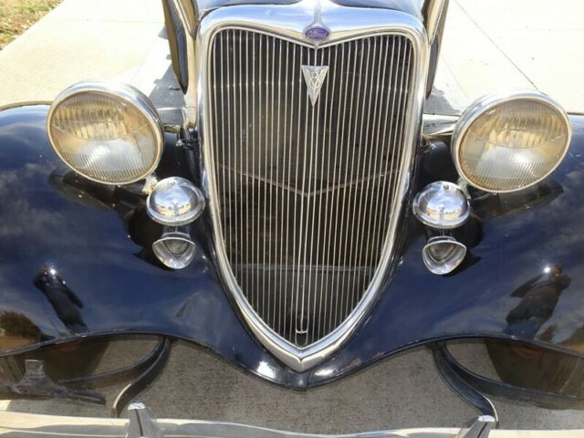 Ford Deluxe 1934 image number 33
