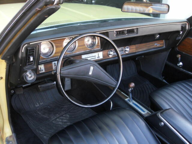 Oldsmobile Cutlass 1972 image number 27