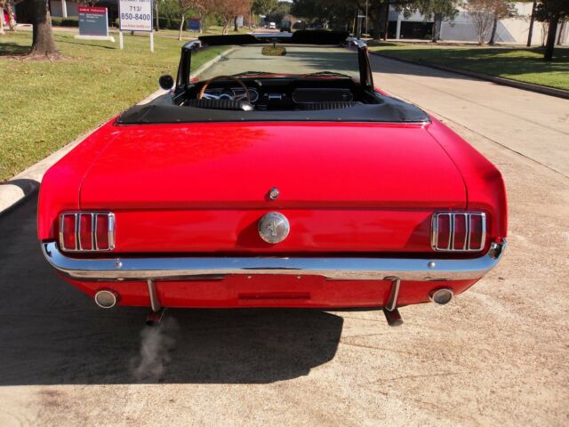 Ford Mustang 1966 image number 2