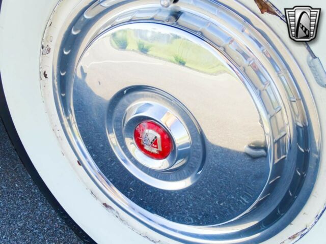 Ford Thunderbird 1955 image number 39