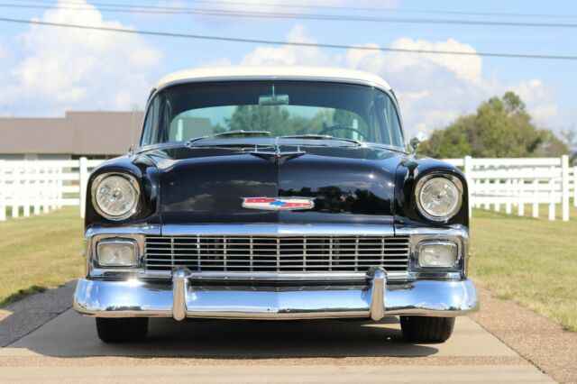 Chevrolet Bel Air/150/210 1956 image number 26