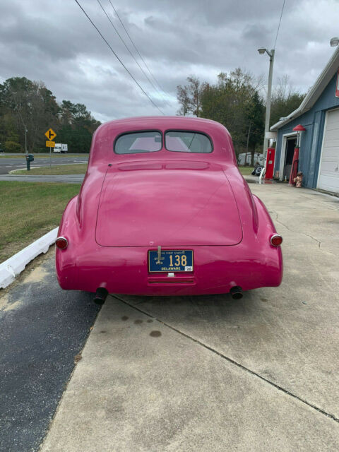 Cadillac LaSalle 1938 image number 2