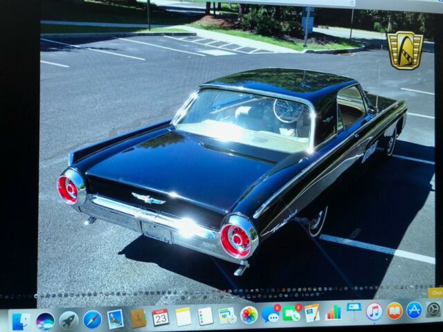 Ford Thunderbird 1963 image number 30